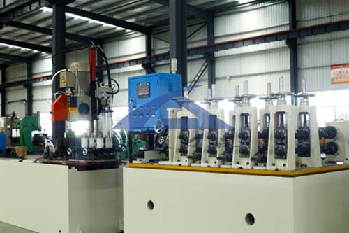 不銹鋼制管機(jī),鈦焊管制管機(jī),熱交換管制管機(jī),制管機(jī)廠家,飲用水管制管機(jī),排氣管制管機(jī),復(fù)合管制管機(jī),制管機(jī)模具,自來(lái)水管制管機(jī),制管機(jī)價(jià)格,專業(yè)制管機(jī),制管機(jī)